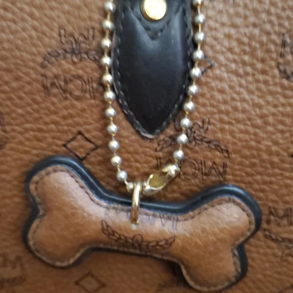 MCM Tote Bag - Picture 15 of 16